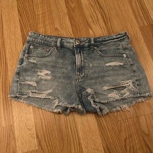 American Eagle size 6 jeans shorts